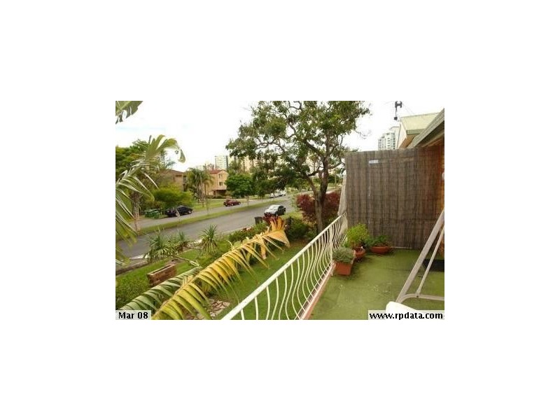 4/38 Imperial Parade, Labrador QLD 4215