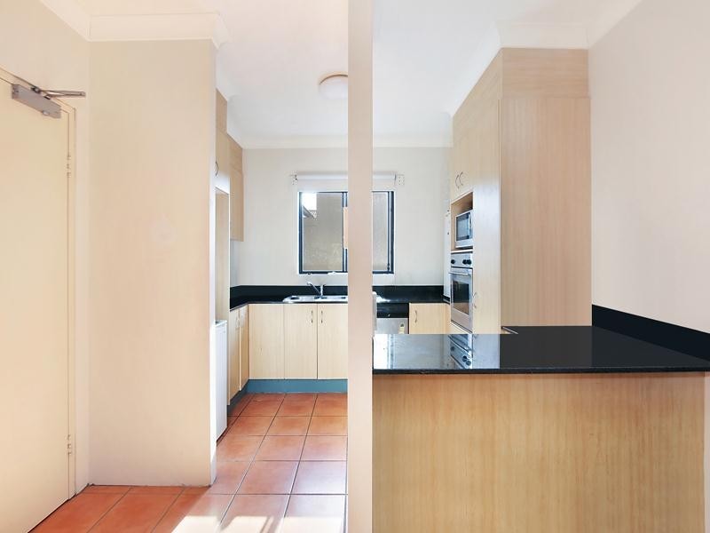 44/24 Slatyer Avenue, Bundall QLD 4217