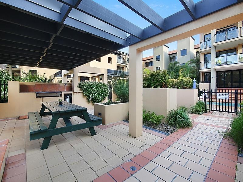 44/24 Slatyer Avenue, Bundall QLD 4217