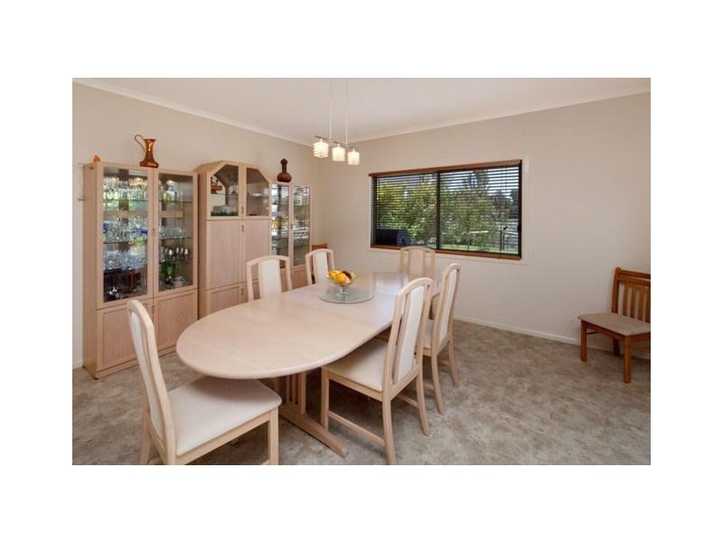 32 Doeblien Drive, South Stradbroke QLD 4216