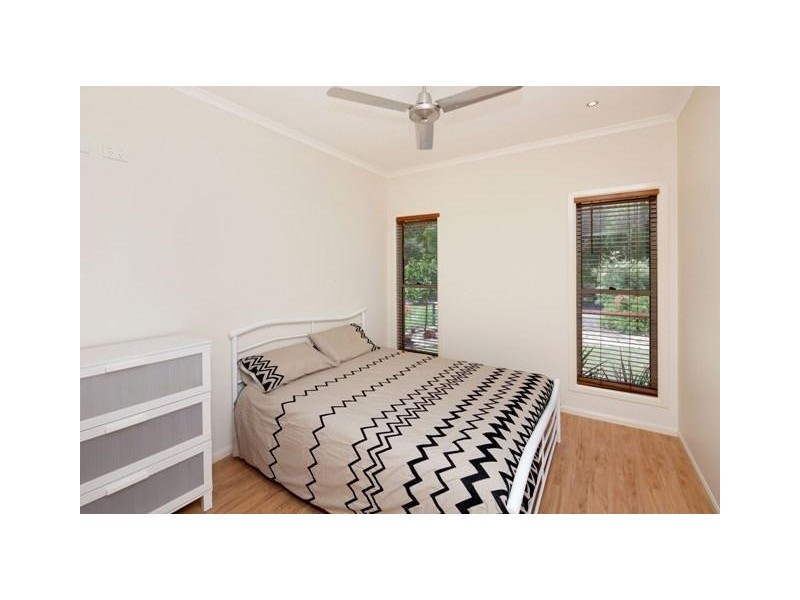 32 Doeblien Drive, South Stradbroke QLD 4216