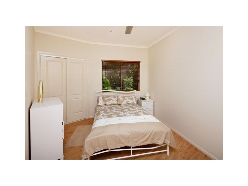 32 Doeblien Drive, South Stradbroke QLD 4216