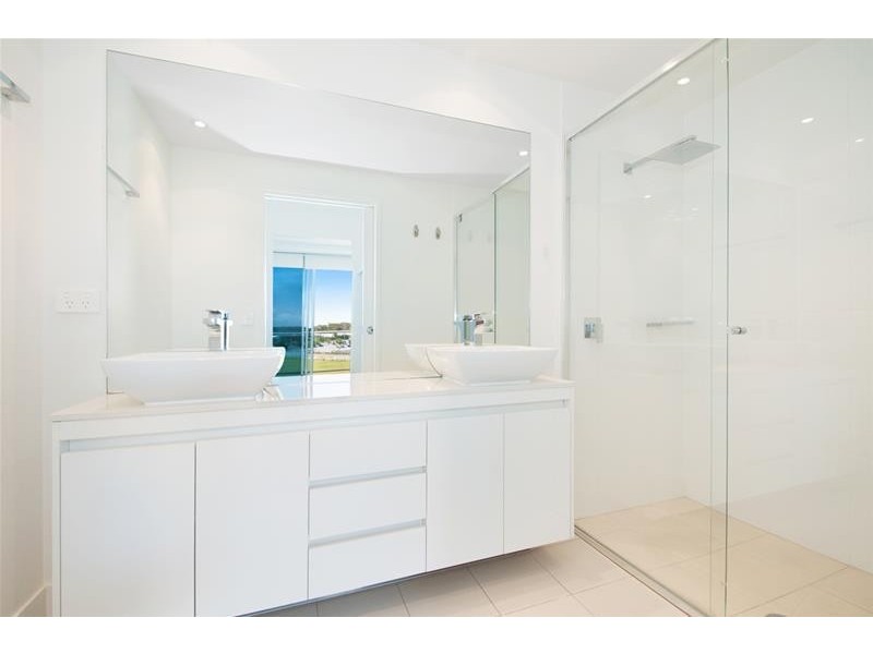 106/43 Harbour Town Drive, Biggera Waters QLD 4216