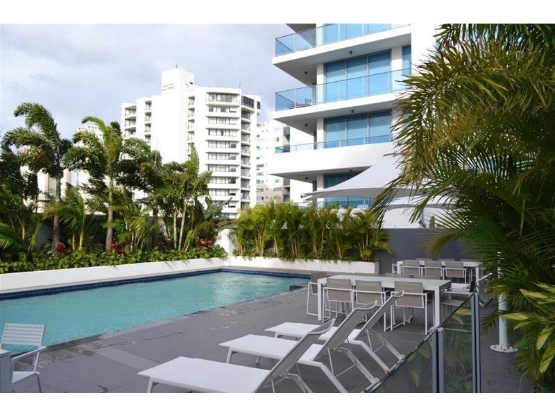 219/19 Imperial Parade, Labrador QLD 4215