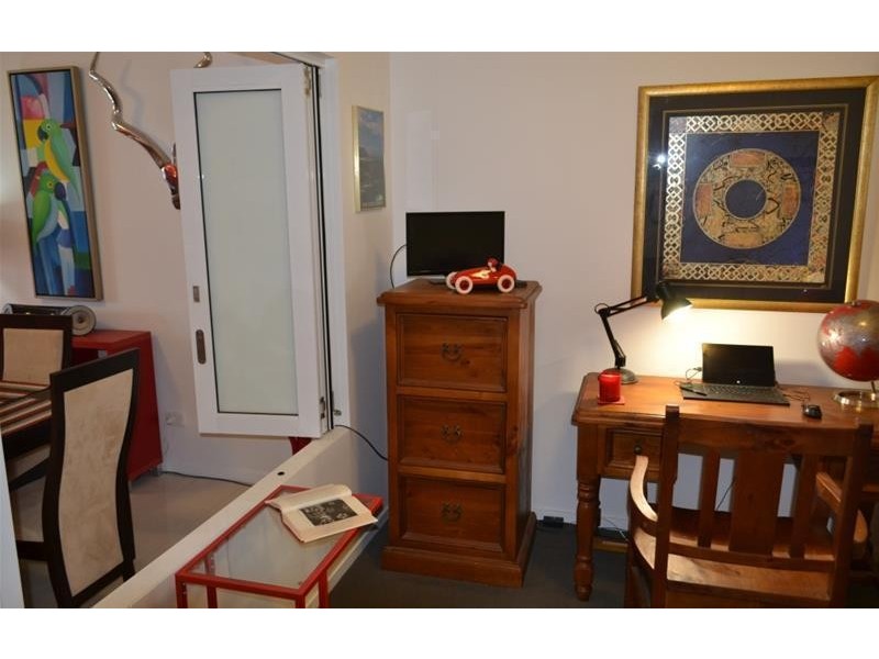 219/19 Imperial Parade, Labrador QLD 4215