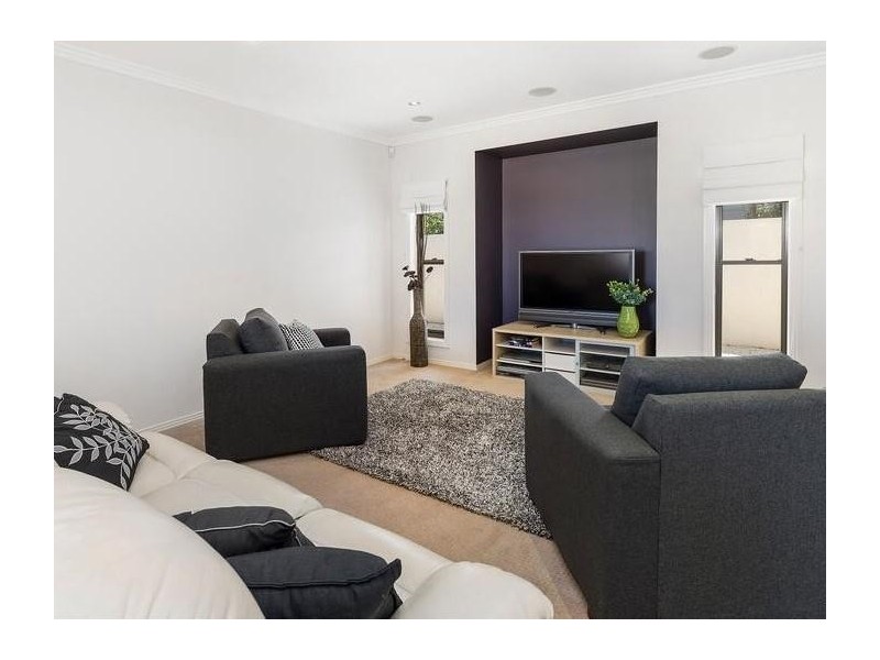 27 North Bank Court, Helensvale QLD 4212