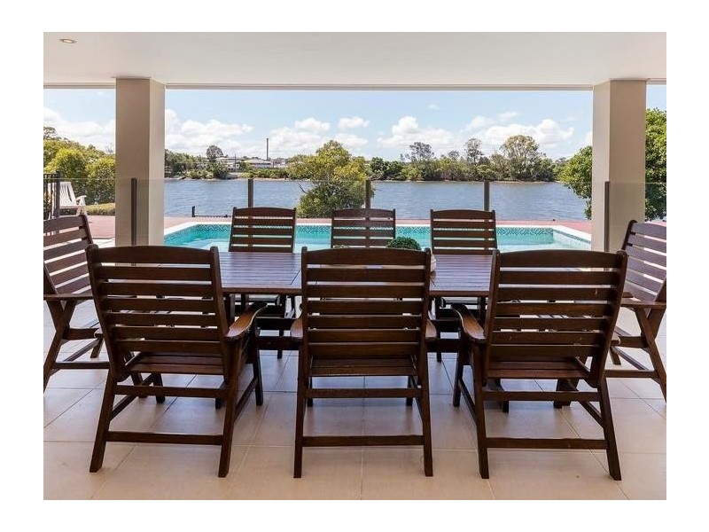 27 North Bank Court, Helensvale QLD 4212