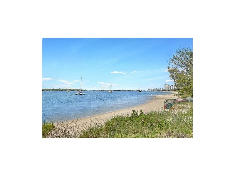 28/452 Marine Parade, Biggera Waters QLD 4216