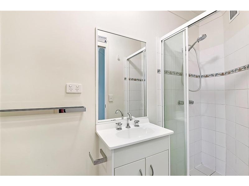 28/452 Marine Parade, Biggera Waters QLD 4216