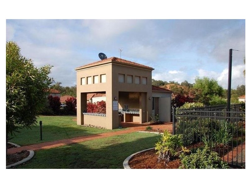 58/24 Amsonia Court, Arundel QLD 4214