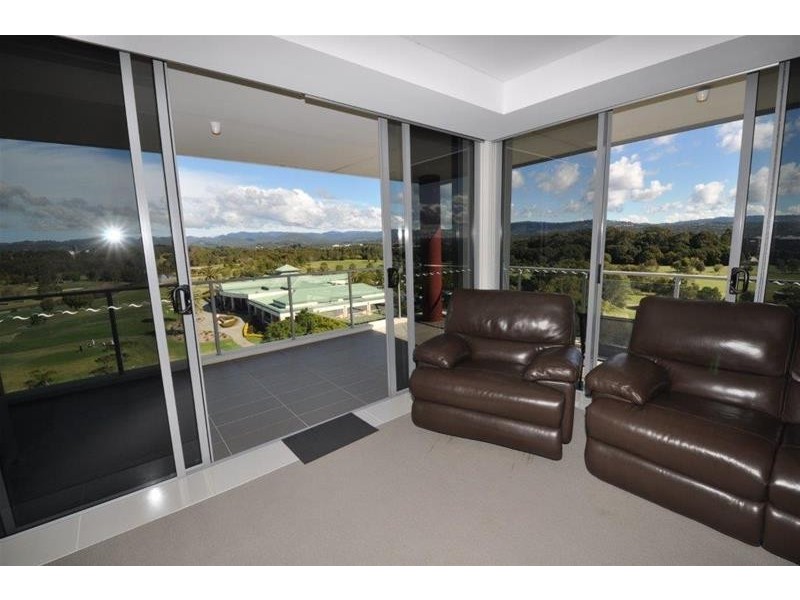 285 /135 Lakelands Drive, Merrimac QLD 4226