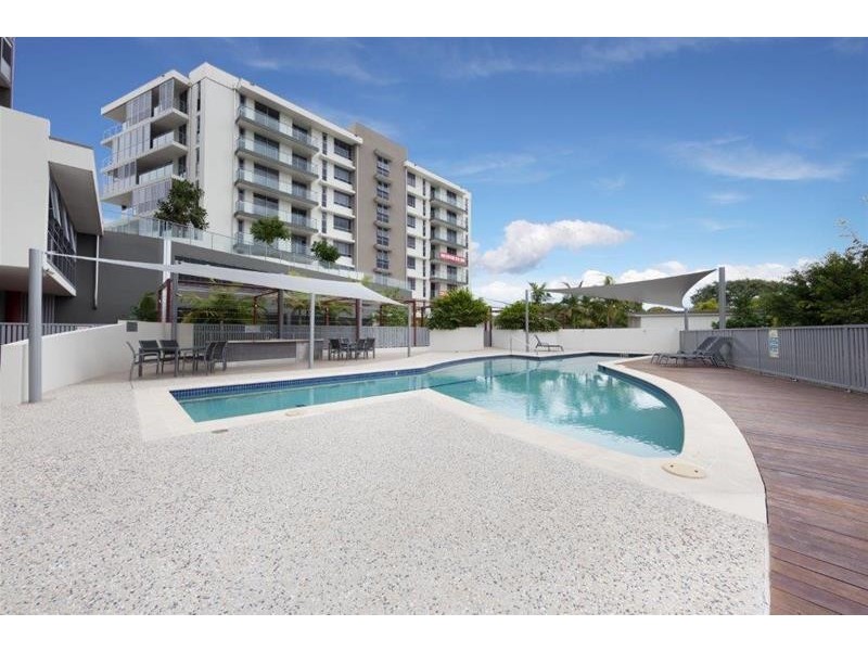 285 /135 Lakelands Drive, Merrimac QLD 4226