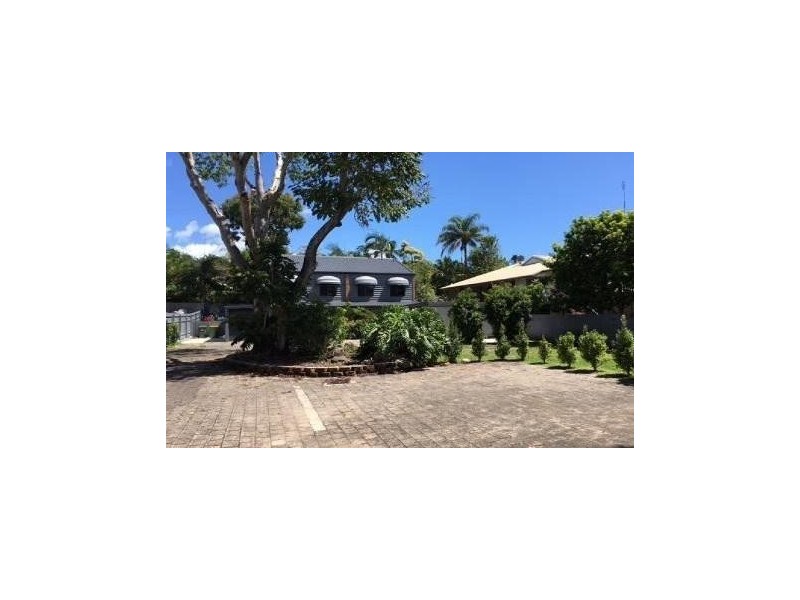 4/57 Benowa Road, Southport QLD 4215