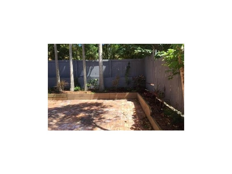 4/57 Benowa Road, Southport QLD 4215