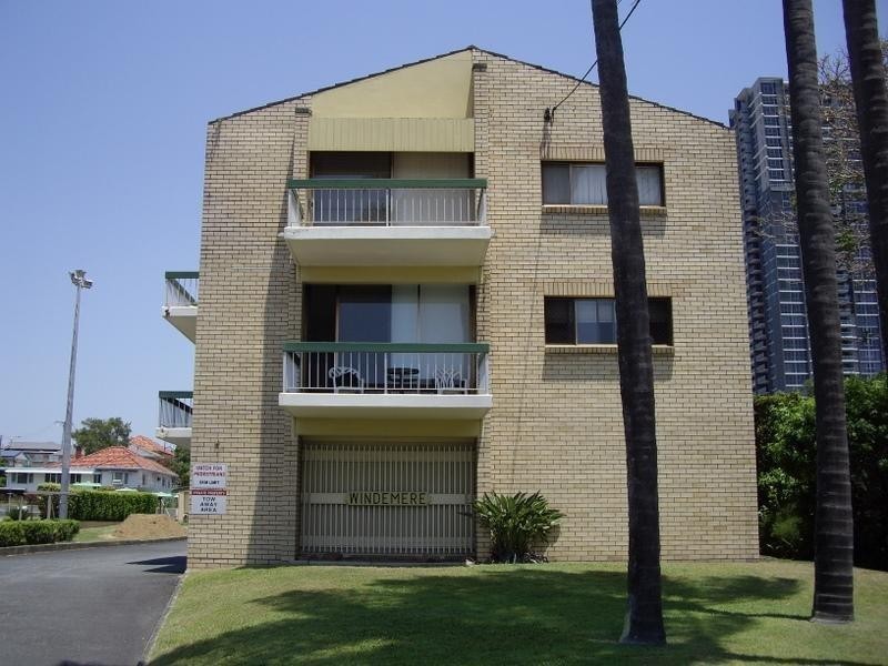 9/2 Marine Parade, Southport QLD 4215