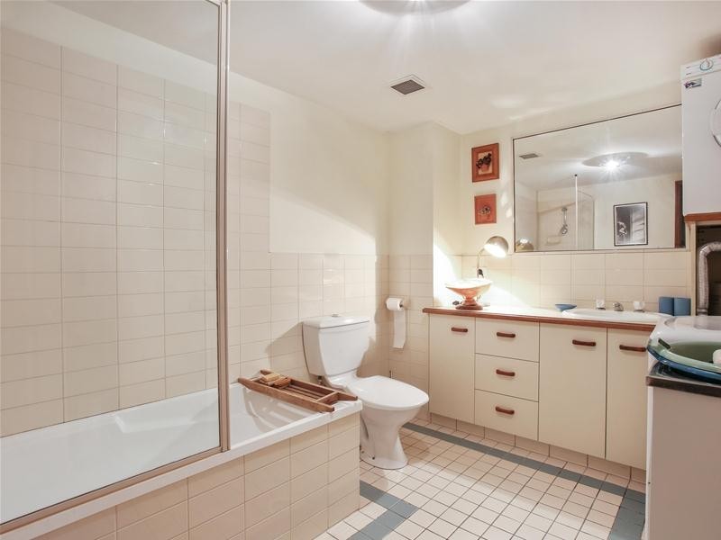 10/66-68 Bauer Street, Southport QLD 4215