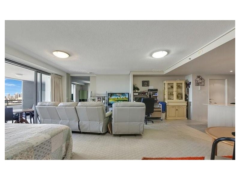 216/105 Scarborough Street, Southport QLD 4215