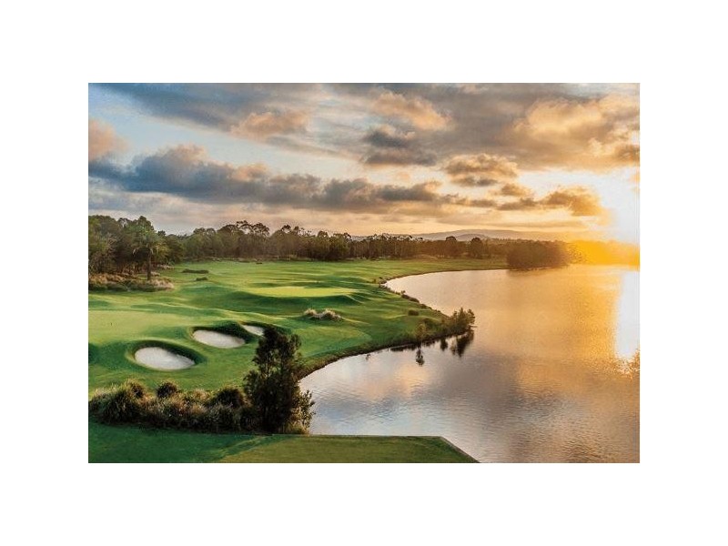 Hope Island QLD 4212