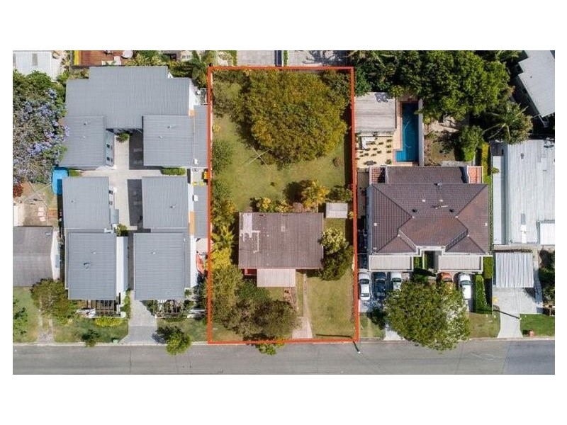 134 Eugaree Street, Southport QLD 4215