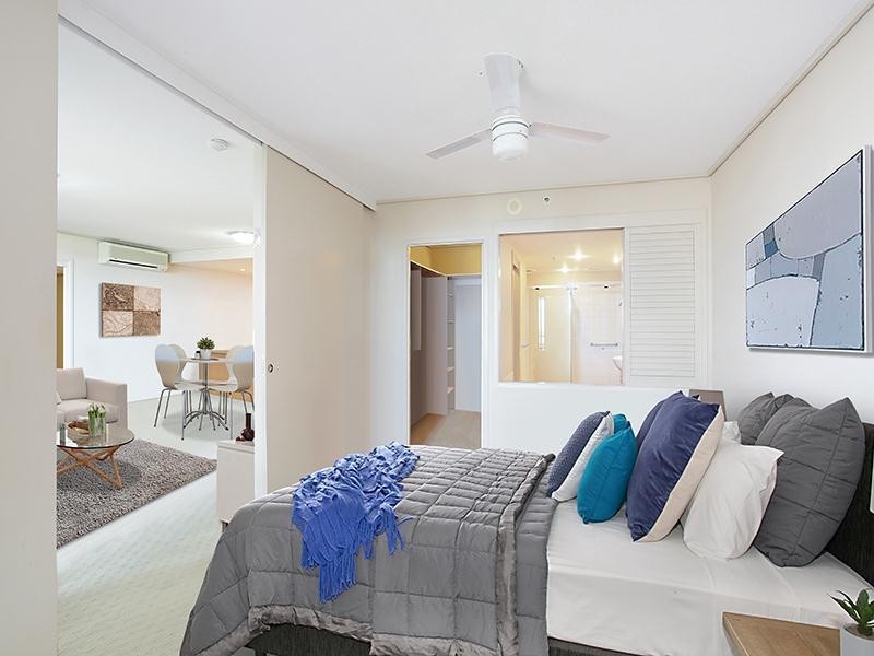 213/105 Scarborough Street, Southport QLD 4215