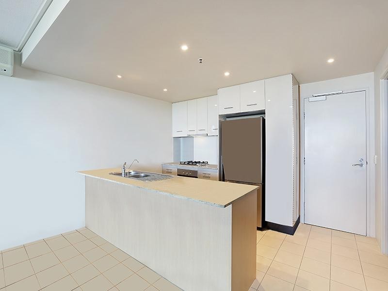 213/105 Scarborough Street, Southport QLD 4215