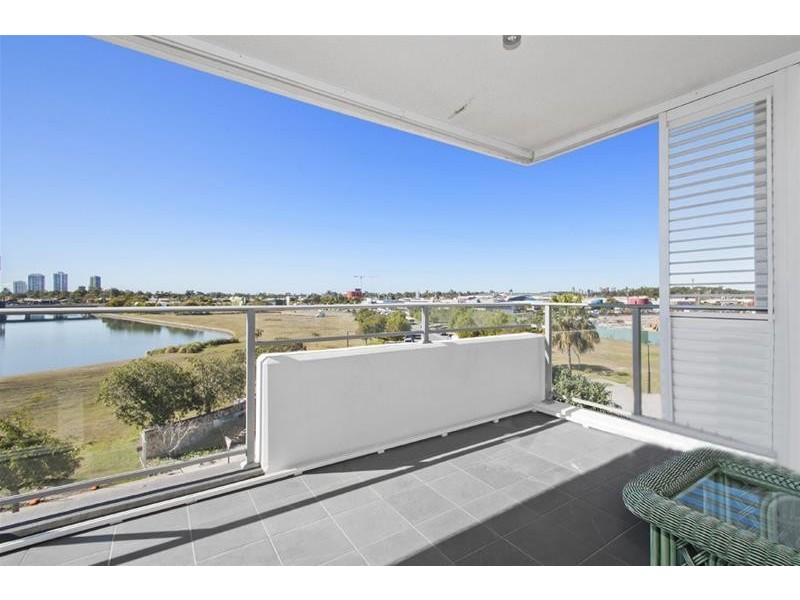 303/2 East Quay Drive, Biggera Waters QLD 4216