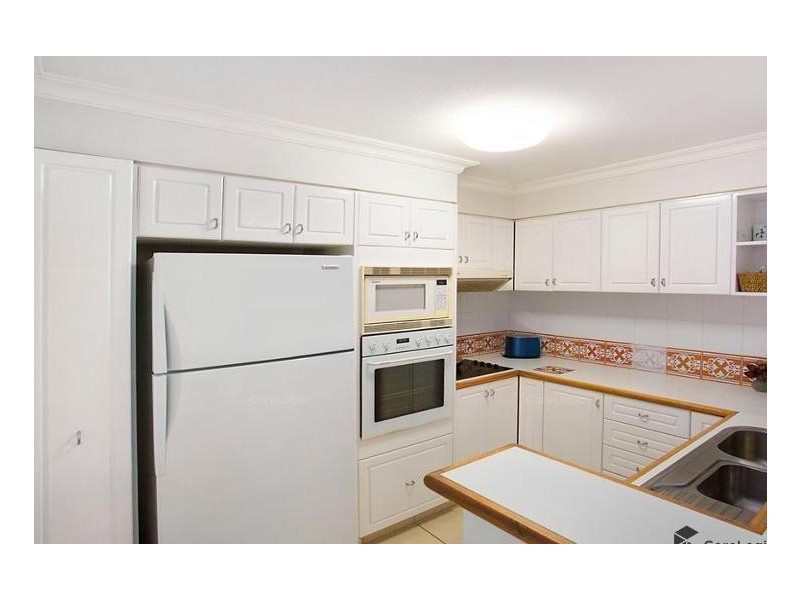 6/4-6 Northcliffe Terrace, Surfers Paradise QLD 4217