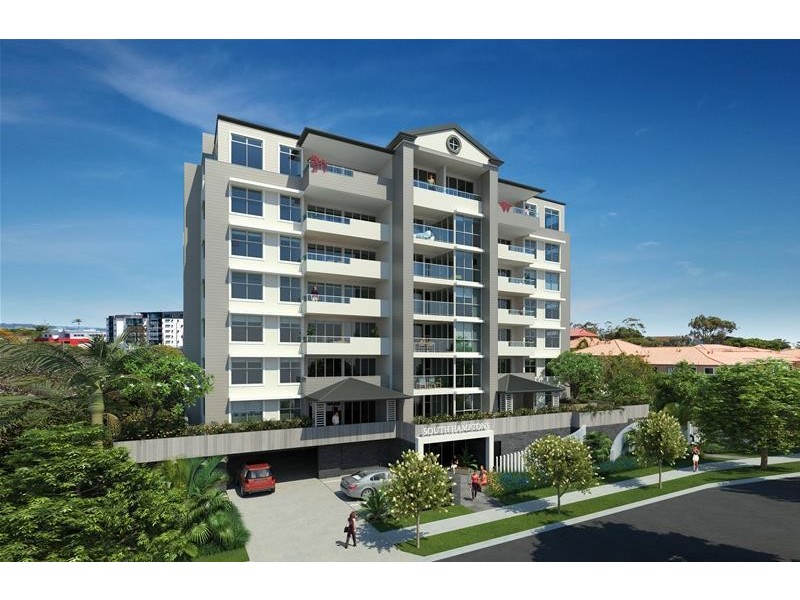 8-14 Waverley Street, Southport QLD 4215