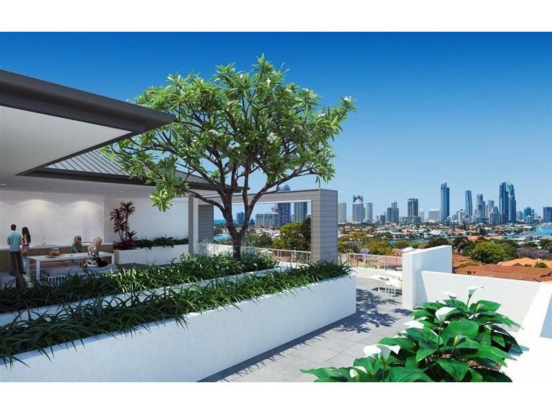 8-14 Waverley Street, Southport QLD 4215