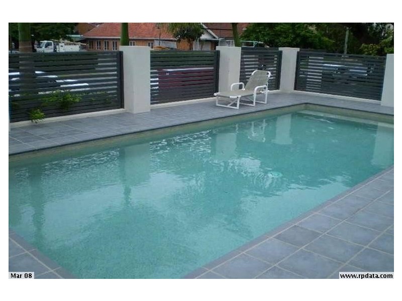 10/46-48  Lenneberg Street, Southport QLD 4215