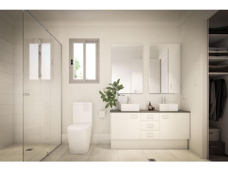 1 Terence Drive, Oxenford QLD 4210