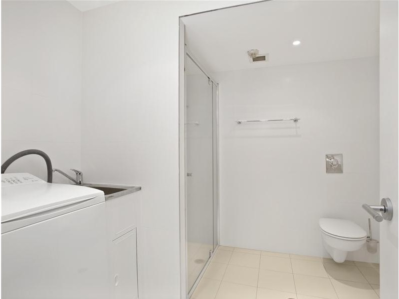 10 Marine Parade, Southport QLD 4215