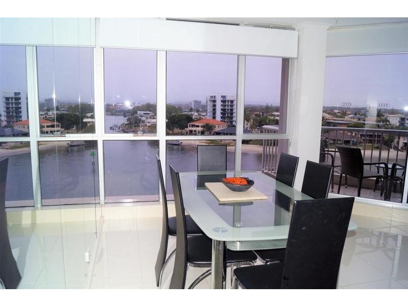 28/63 Cavill Avenue, Surfers Paradise QLD 4217