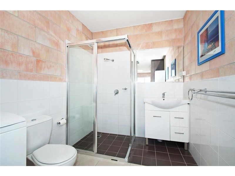 63/96-106 High Street, Southport QLD 4215