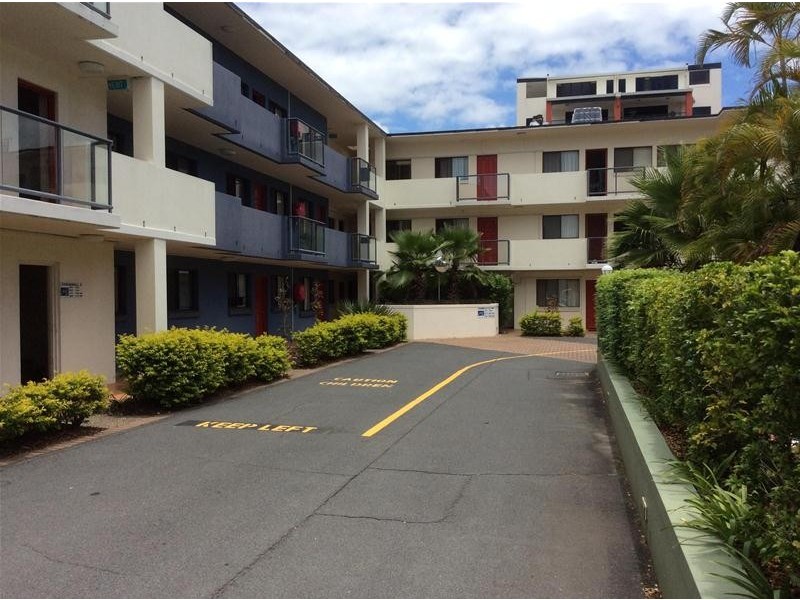 215/132 Marine Parade, Southport QLD 4215