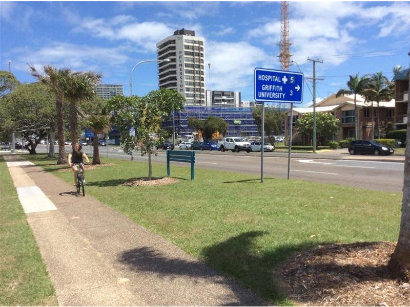 215/132 Marine Parade, Southport QLD 4215