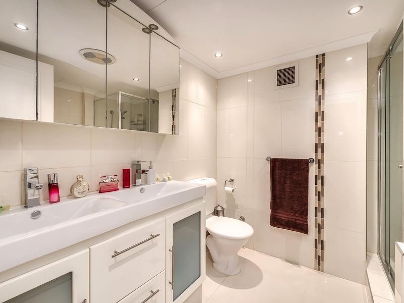 75/2940 Gold Coast Highway, Surfers Paradise QLD 4217