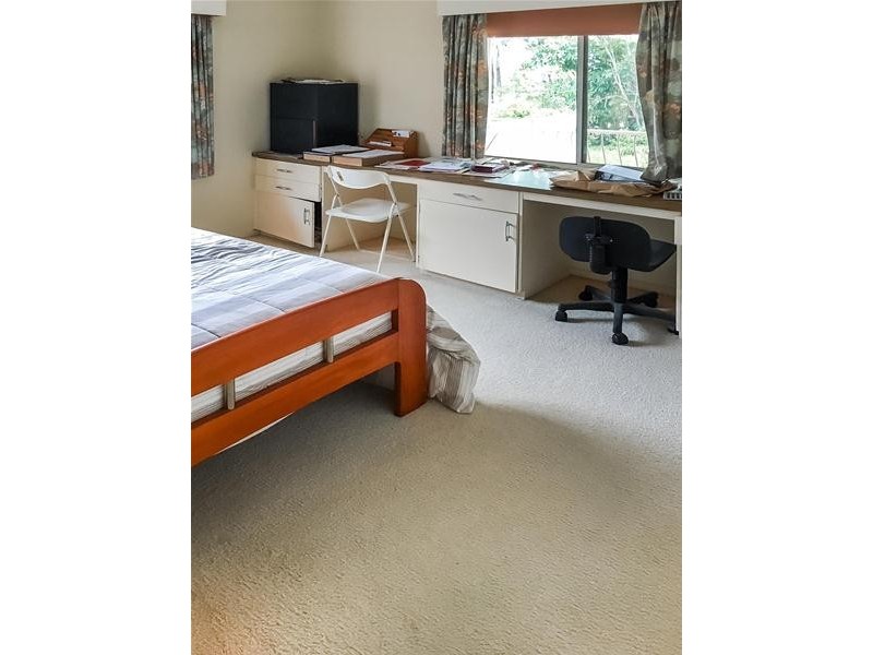 12 Cooper Parade, Southport QLD 4215