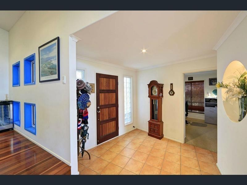 154 Barolin Esplanade, Coral Cove QLD 4670