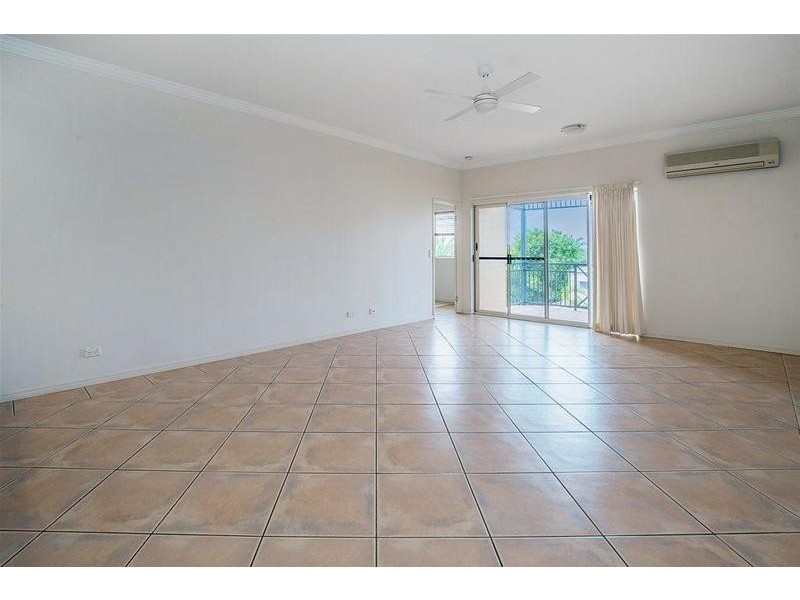 13/82 Limetree Parade, Runaway Bay QLD 4216