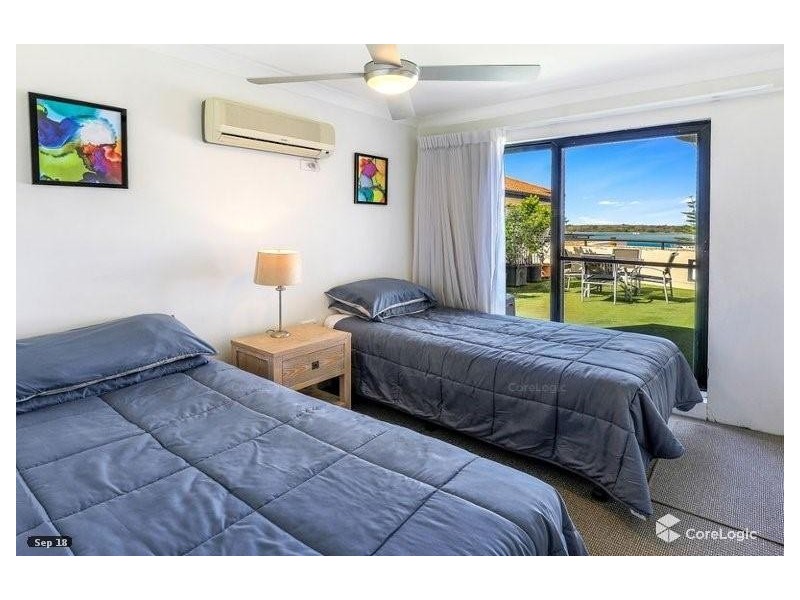 27/452 Marine Parade, Biggera Waters QLD 4216