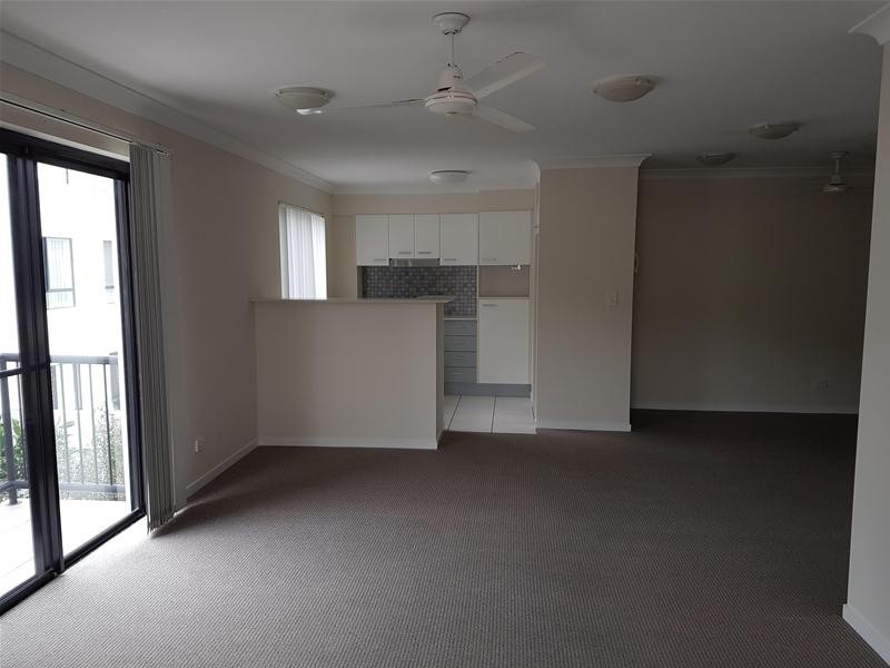 24/15-17  LLOYD Street, Southport QLD 4215