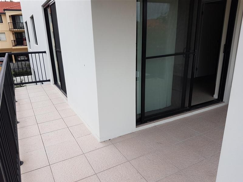 24/15-17  LLOYD Street, Southport QLD 4215