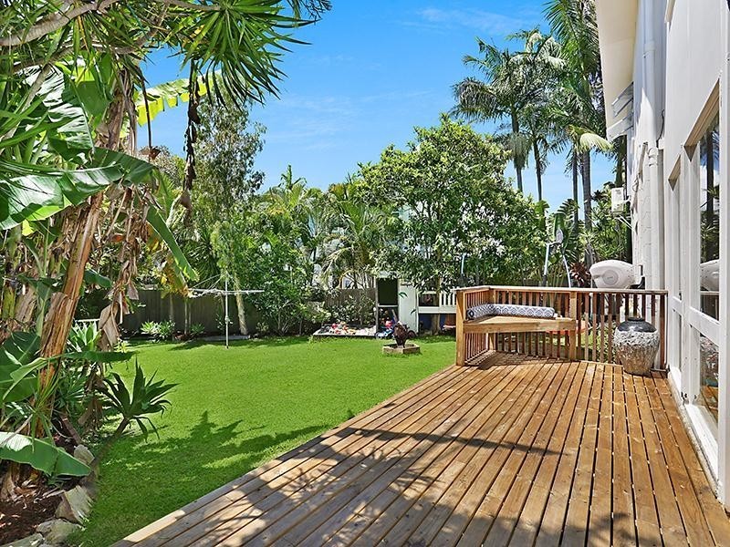 3 Ellen Street, Southport QLD 4215