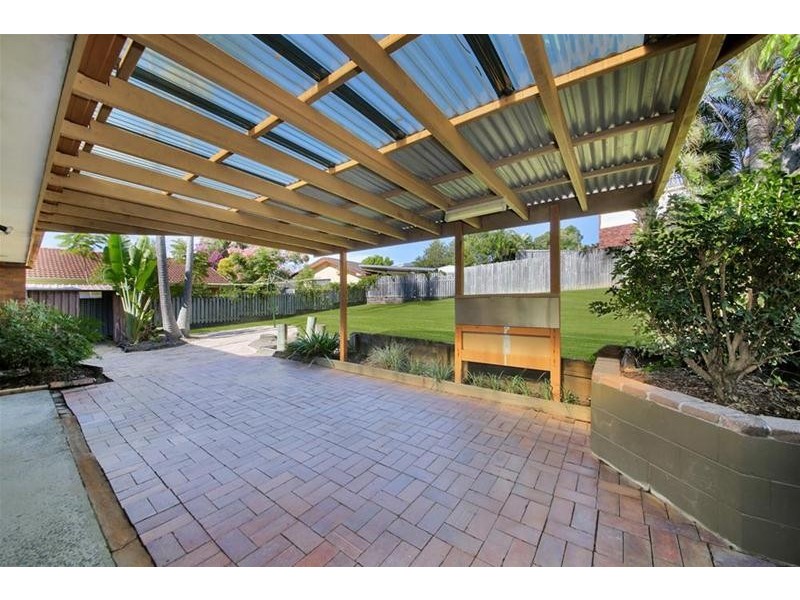 4 Numeralla Avenue, Ashmore QLD 4214