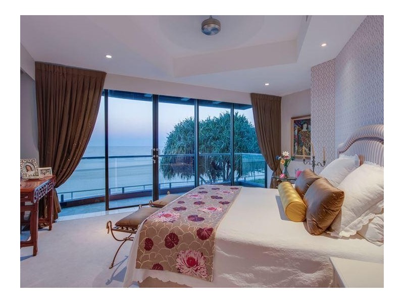 2/3507  Main Beach Parade, Main Beach QLD 4217