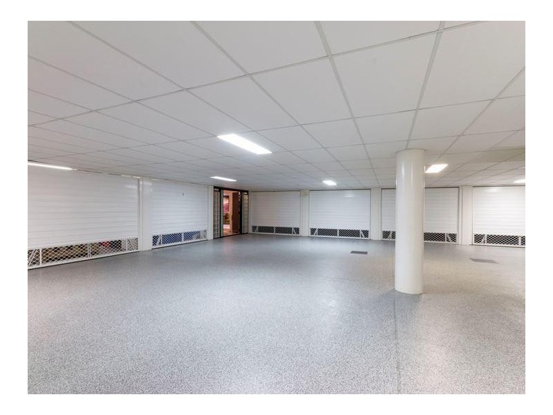 2/3507  Main Beach Parade, Main Beach QLD 4217