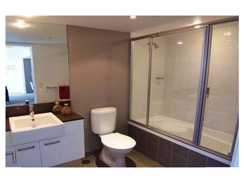 1091/56 Scarborough Street, Southport QLD 4215