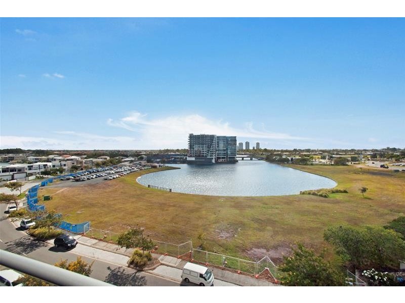 501/2  East Quay Drive, Biggera Waters QLD 4216