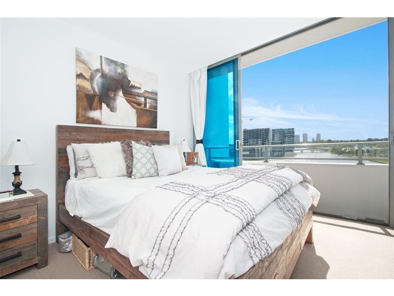 501/2  East Quay Drive, Biggera Waters QLD 4216